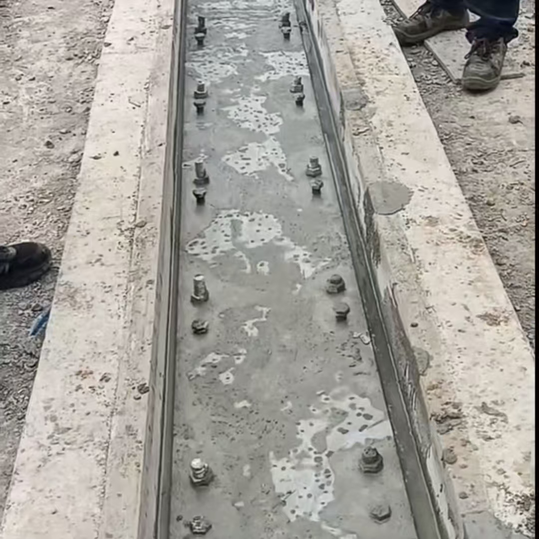 馆陶港口码头起重机龙门吊重型机械设备稳固用早强快凝轨道胶泥
